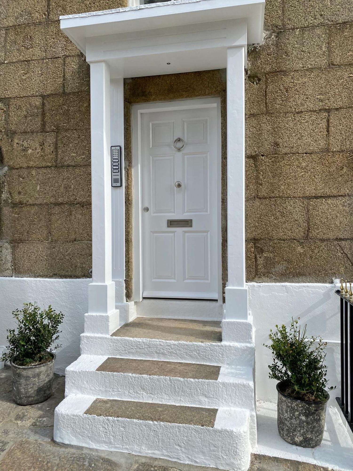 New~Breathtaking Bay Views~Chapel Street~Penzance Apartment Exterior foto